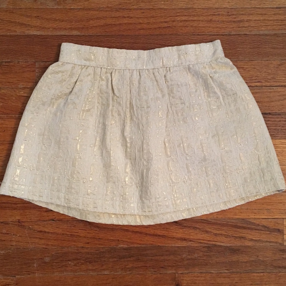 Oshkosh Genuine Kids Metallic Gold Skirt - 2T 💕